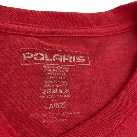 Polaris Retro Star TShirt  - Size Large Round Neck
• Sport your love for Polaris - Picture 4 of 6